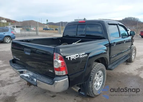 2015 Toyota Tacoma Base V6 из США, поврежденный, VIN 3TMLU4EN9FM178802